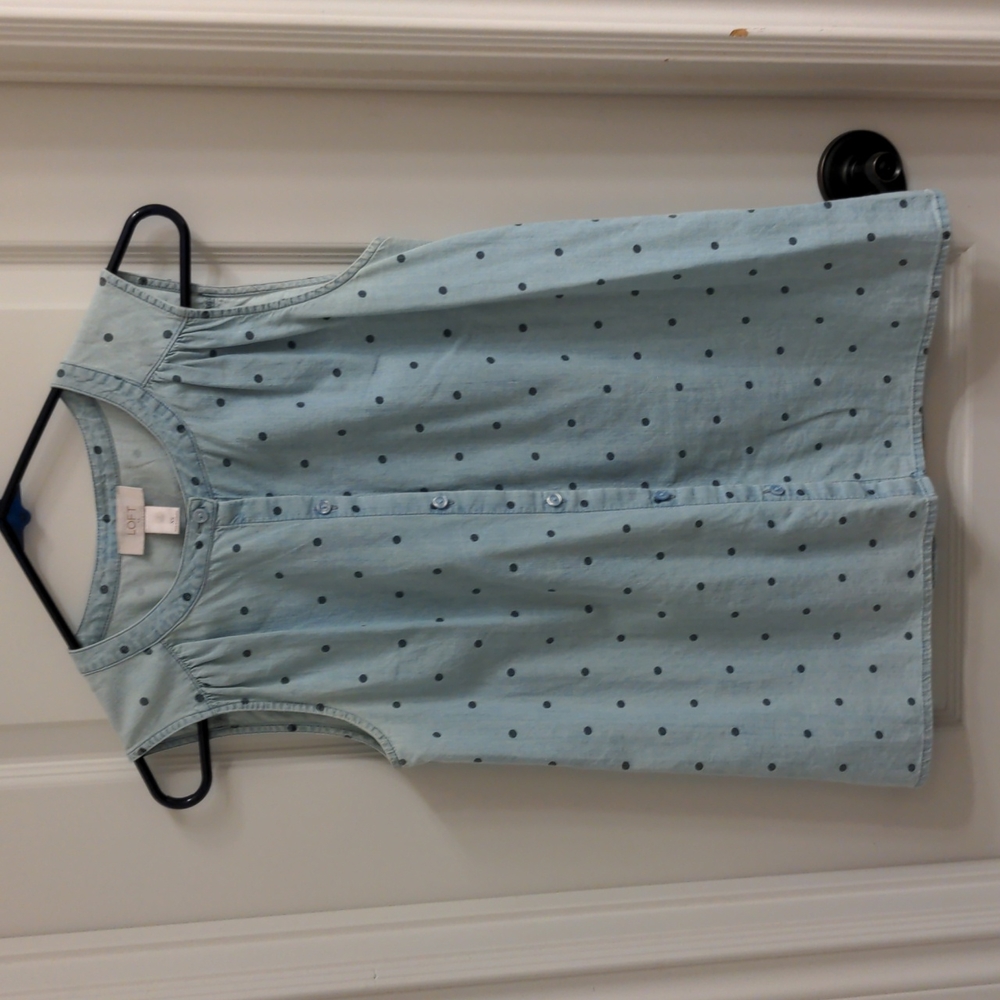 Cute Loft Denim Sleeveless Polka Dot Top